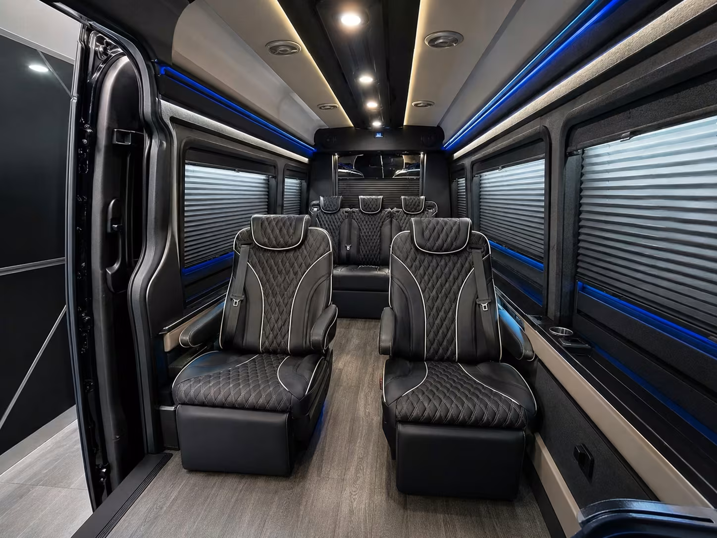 toledo convention and event airport shuttles to glass city center