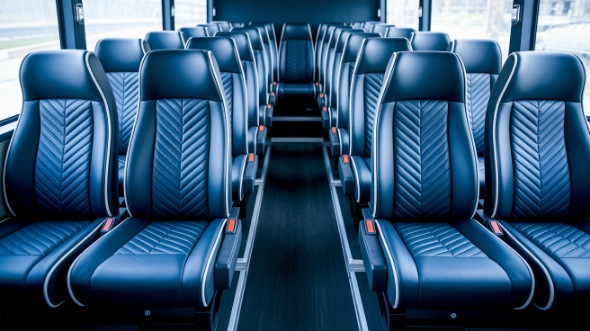 toledo 15 passenger minibus rental